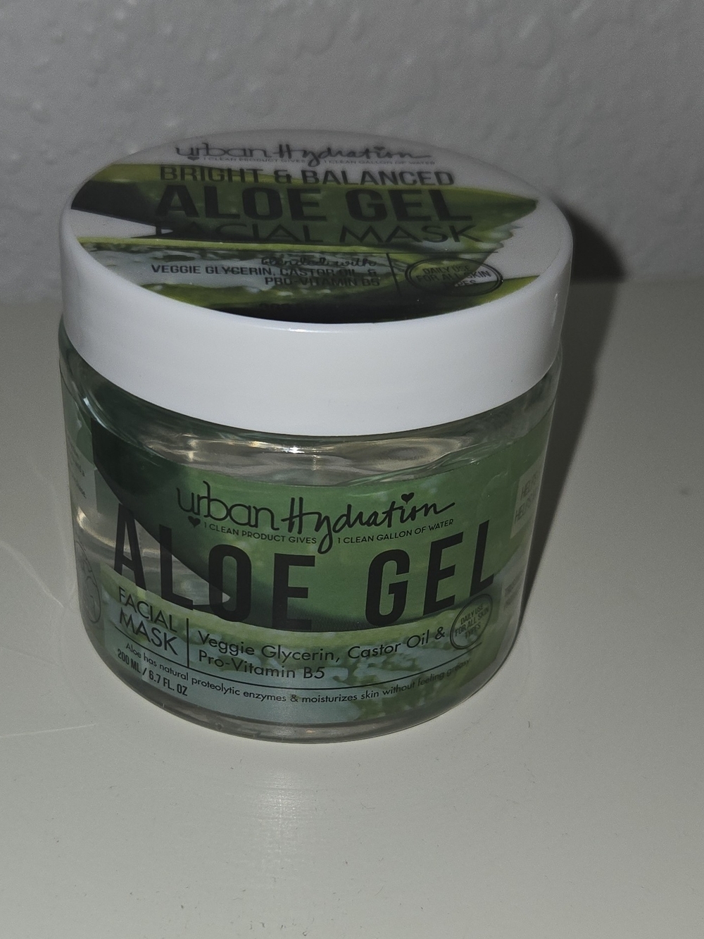 Urban Hydration Bright & Balanced Aloe Gel Facial Mask - Green